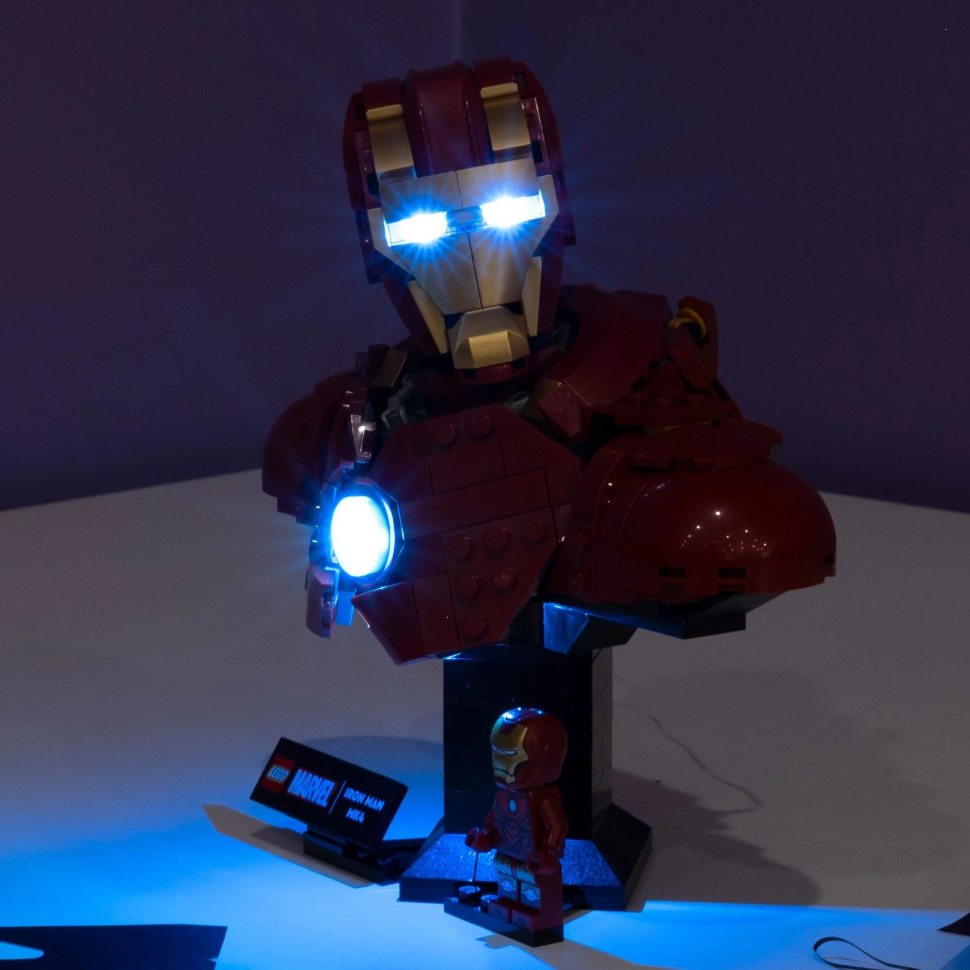LEGO® Iron Man MK4 Bust #76327 DIY Light Bundle - Image 2