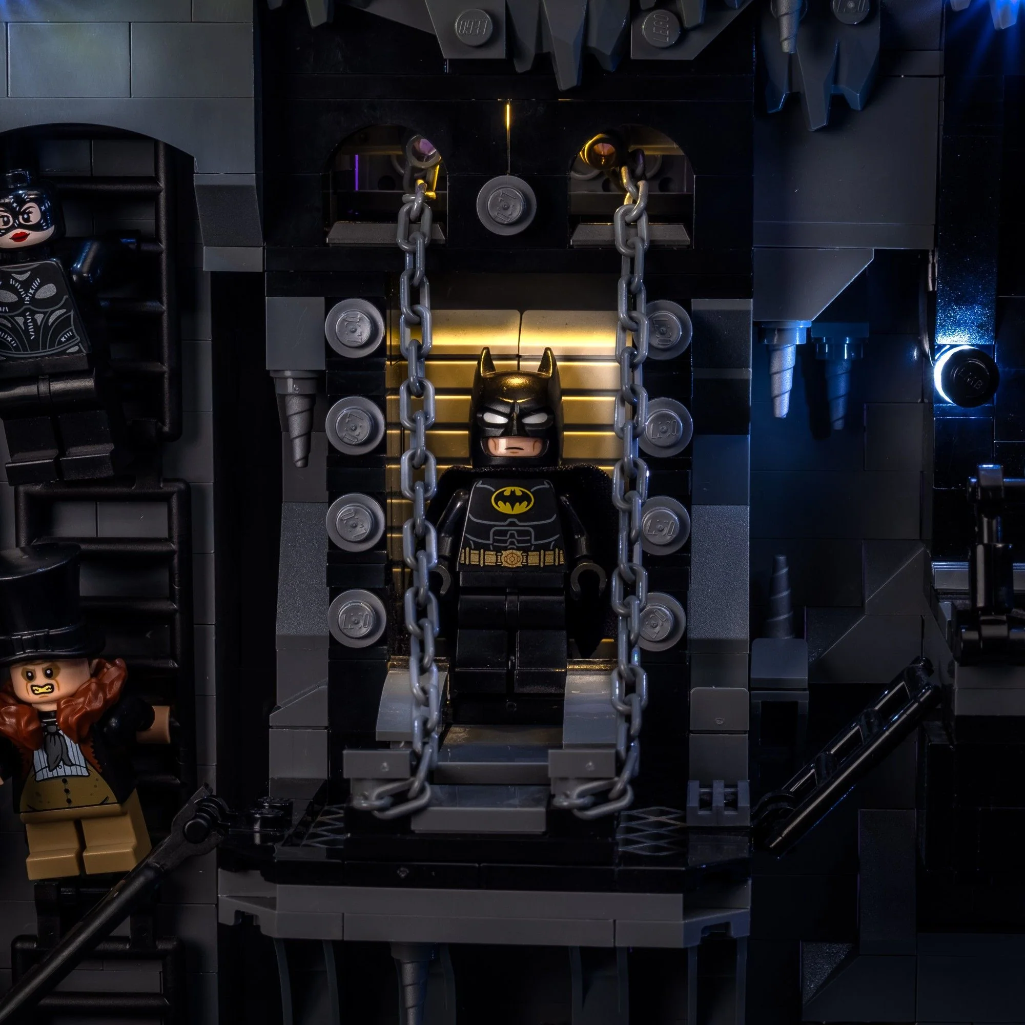 Light Kit for LEGO® Batcave™ – Shadow Box #76252 - Image 8