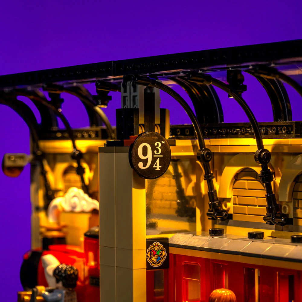 Light Kit for LEGO® Harry Potter™ Book Nook: Hogwarts™ Express #76450 - Image 5